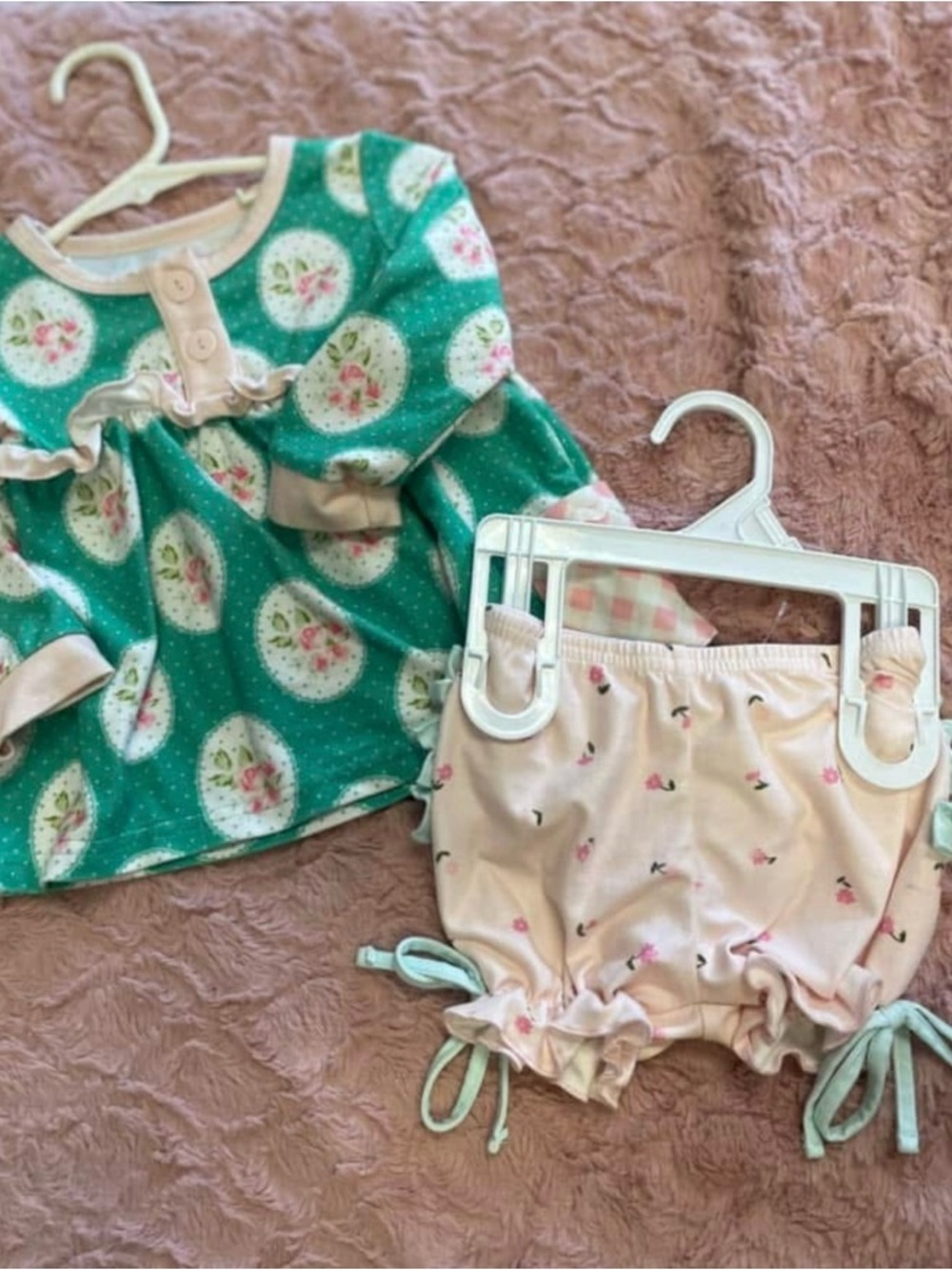 SweetHoney Green Floral Top with Pink Bloom Shorts Set Sz 12/18mths